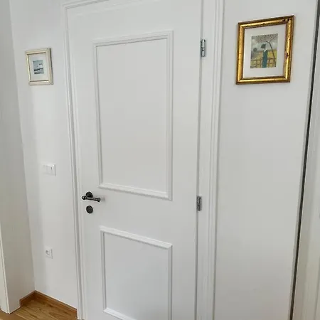 Old Town Apolon Luxury Сплит